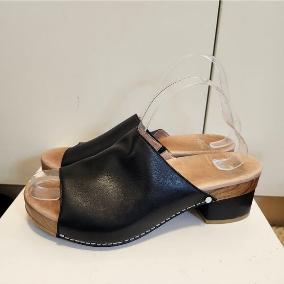 Dansko Shoes - Dansko "Maci" Black Leather Open Toe Slip-on Clogs Sz.10/40 Ret.$155
